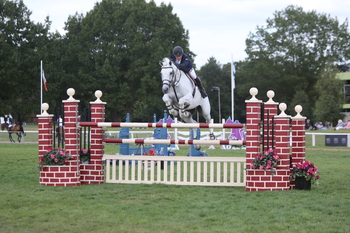 Robert Bevis & Courtney 6 pick-up maximum points in the Royal Berkshire International Stairway